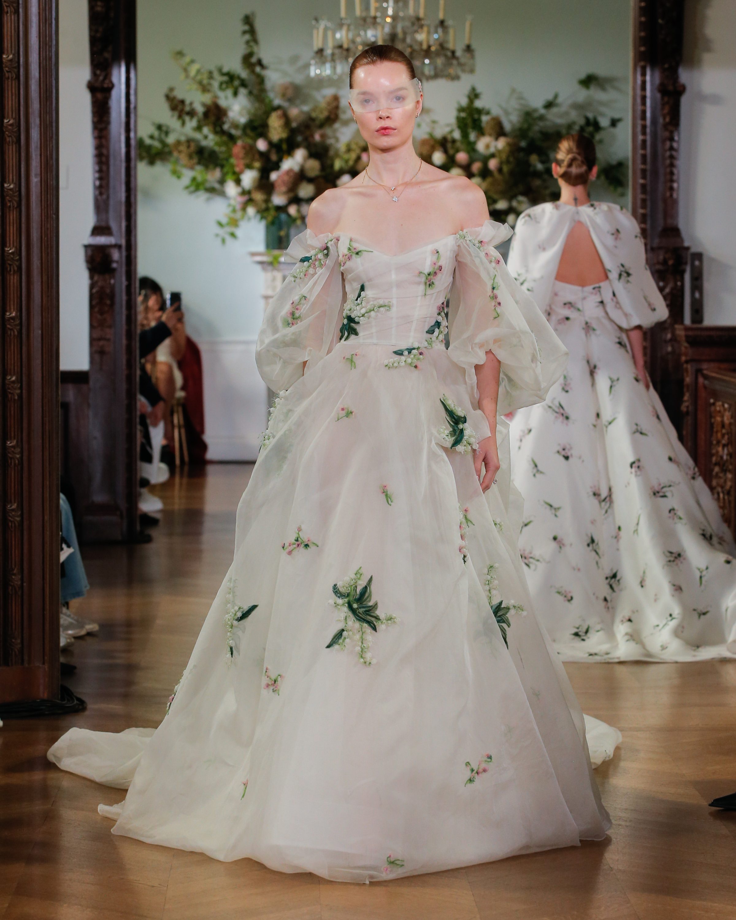 18_MoniqueLhuillierFall2026Bridal_Freya